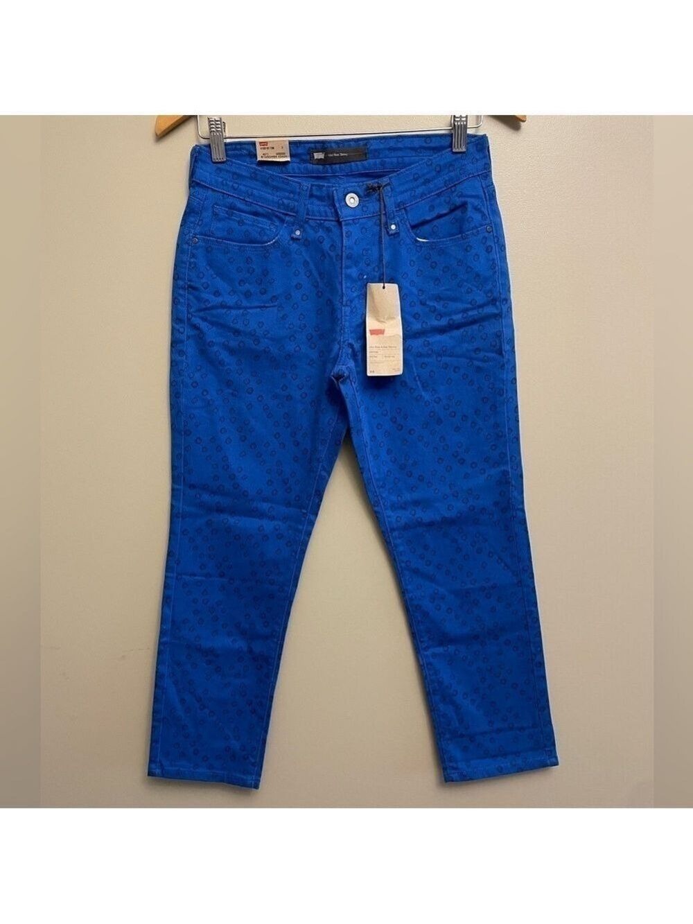Levi’s Mid Rise Skinny Size 6 Petite Blue NWT